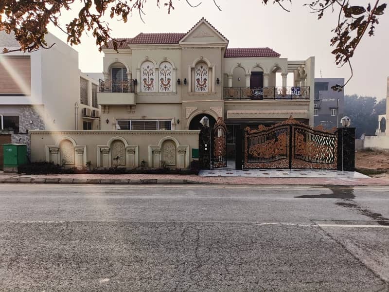 Bahria Town - Sector C House Sized 1 Kanal Is Available 0