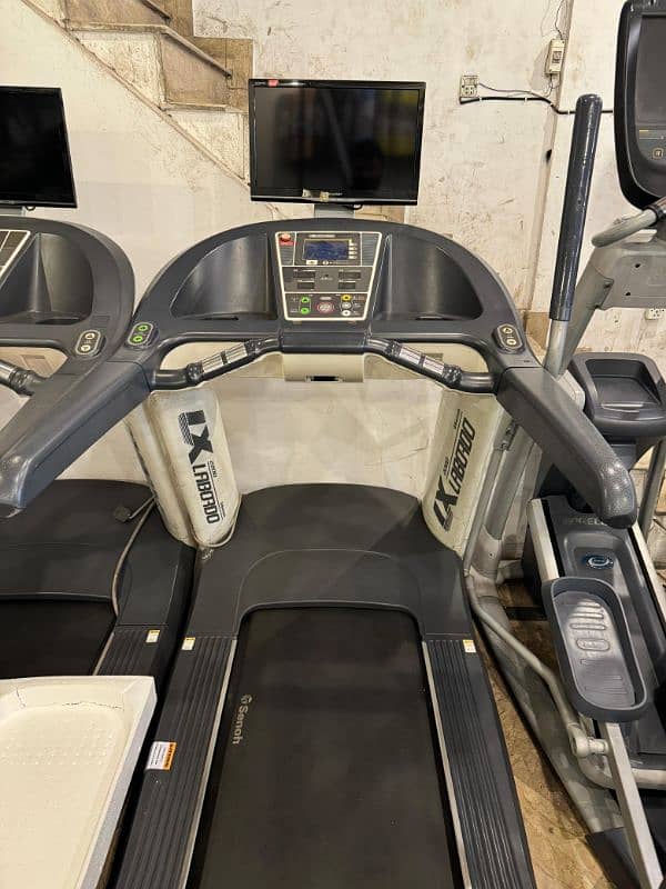 Treadmill / Spin Bike / Air bike / Running Machine / Elleptical 10