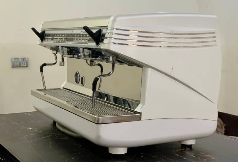 Nouva Simonelli Appia II Commercial Coffee Machine 2 Group. 4