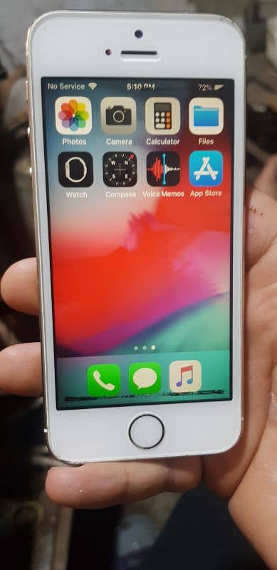 iPhone 5s (32gb) 7