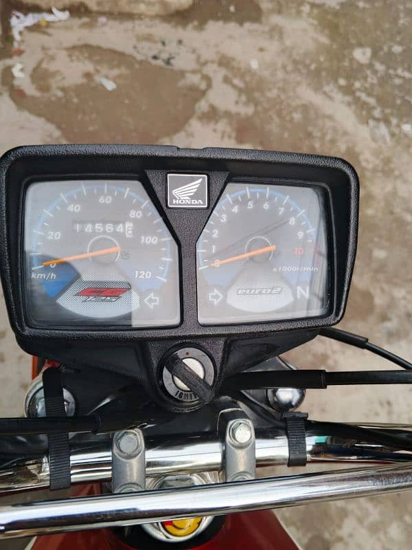 Honda 125 / 03256570048 7