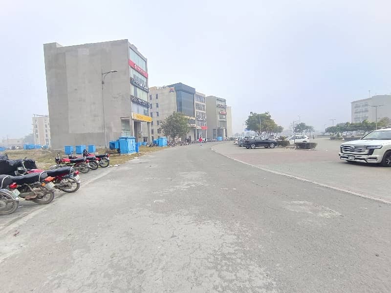 8 Marla Commercial Plot Center Plot 3 Side Cover Available On Investor's Rate 0