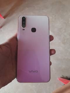 Vivo y17