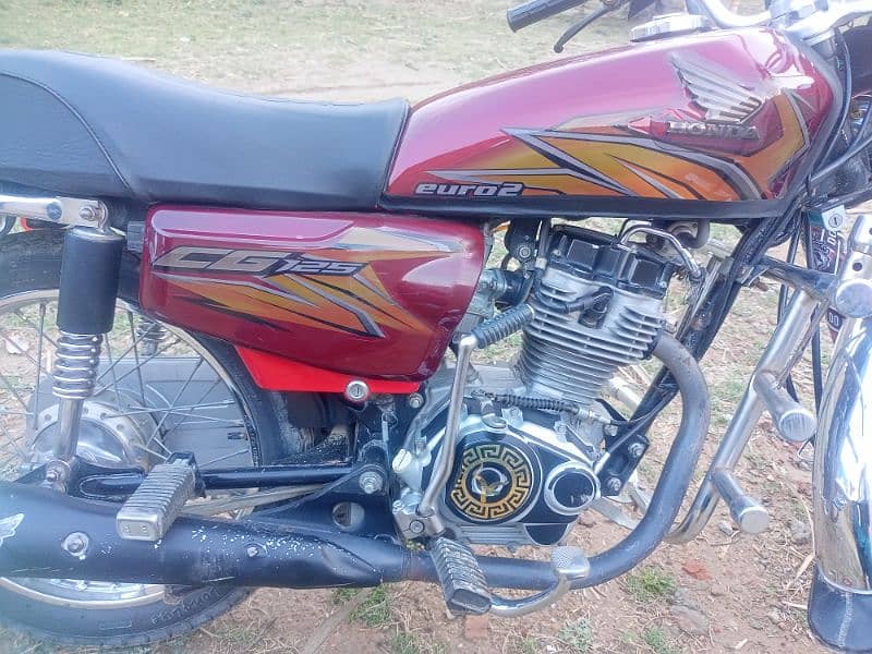 Honda 125 in good condition urgent sell 1