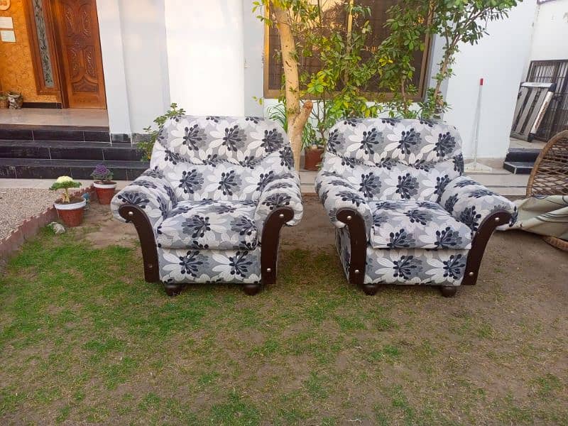 5 seater sofa for sale 4