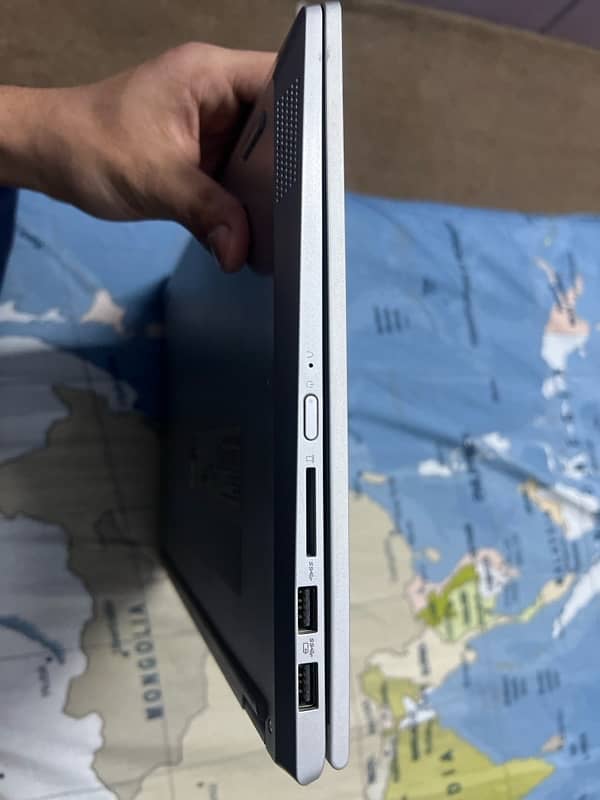 Lenovo Ideapad C340-14IML 2