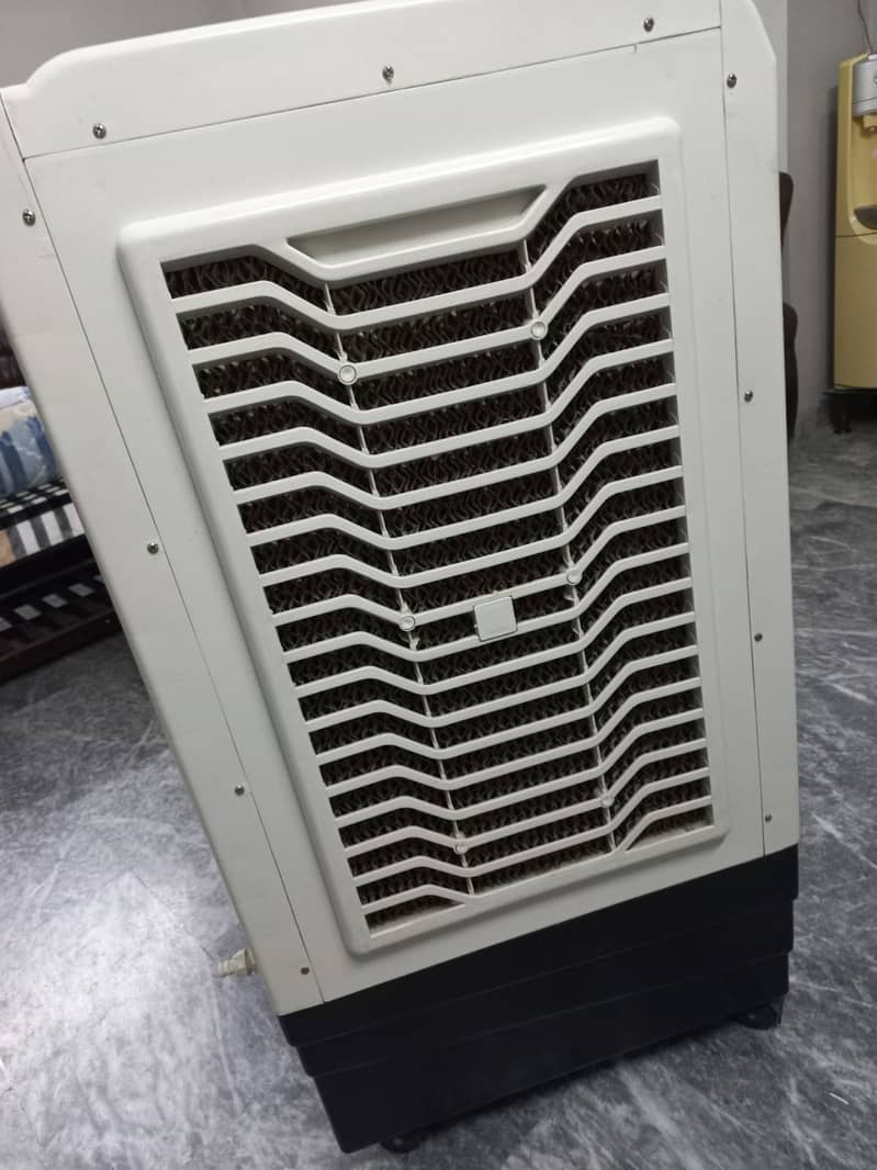 iZone Room Air Cooler 5