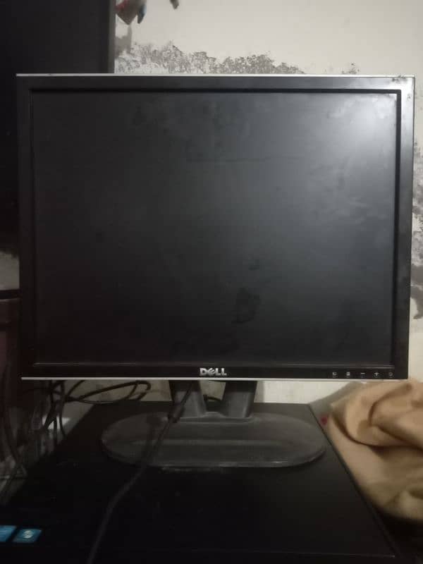 Dell 20 inach LCD far sale urgent 1