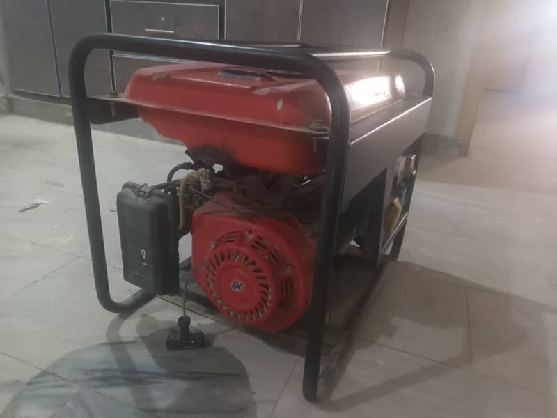 3kw gasoline generator in very good condition for sale 2