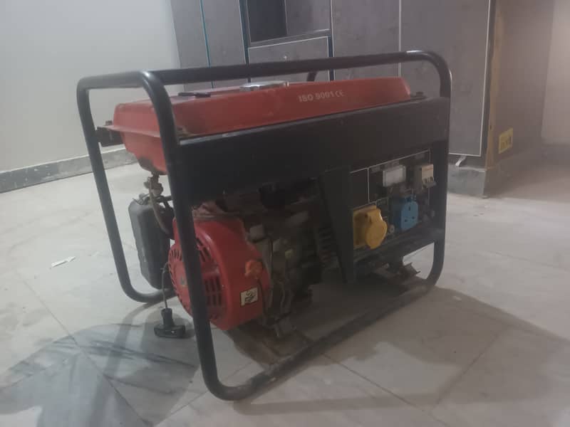 3kw gasoline generator in very good condition for sale 4