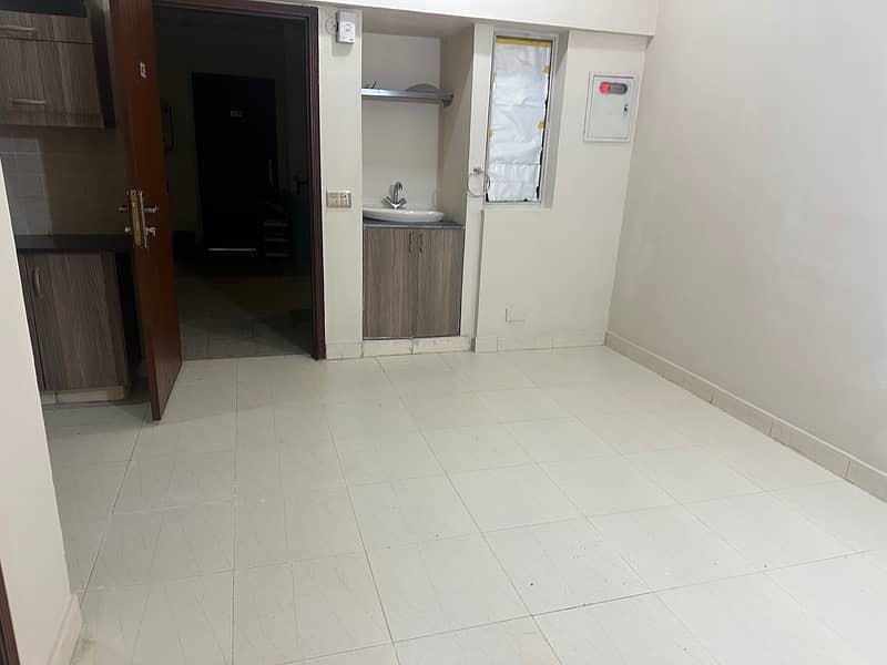 804 sq ft 2 bed apartment Defence Residency DHA 2 Islamabad for rent 3