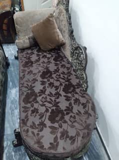 Chinoti design 3 seater dewan