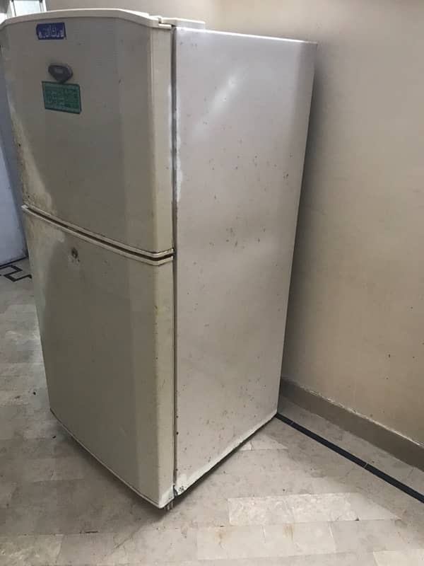 Refrigerator for sale urgently 1