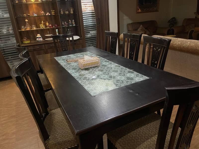 Dinning table with eight chairs 0