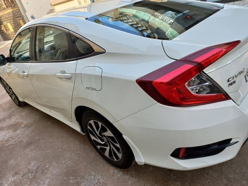 Honda Civic Oriel 2018 3