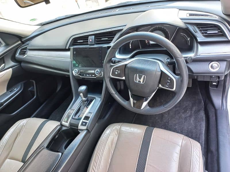 Honda Civic Oriel 2018 5