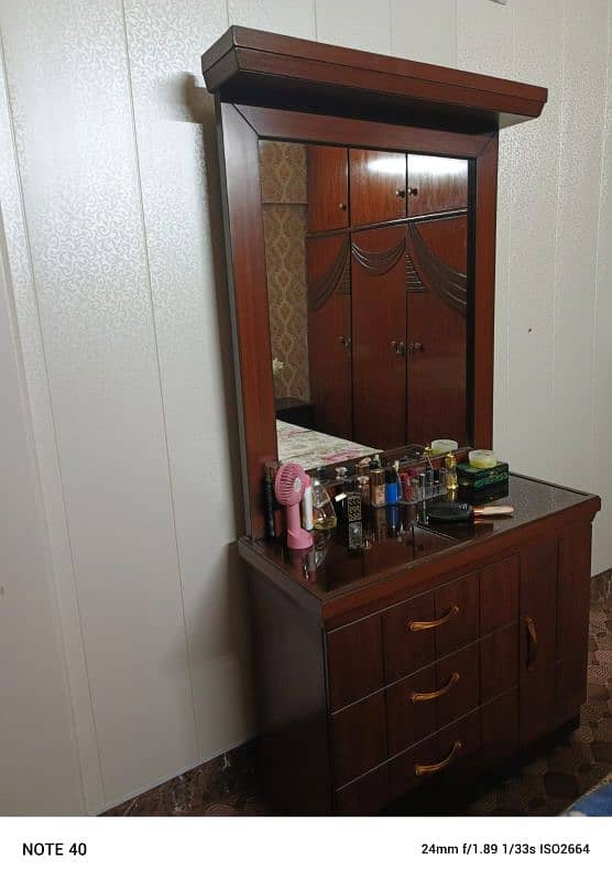 Dressing Table 2