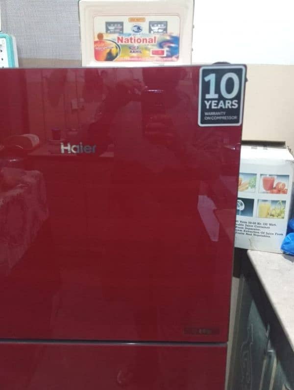 Haier Hrf-216 medium sized fridge for sale 1