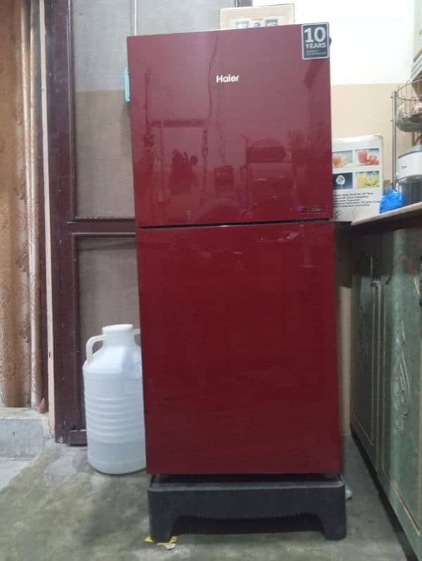 Haier Hrf-216 medium sized fridge for sale 2