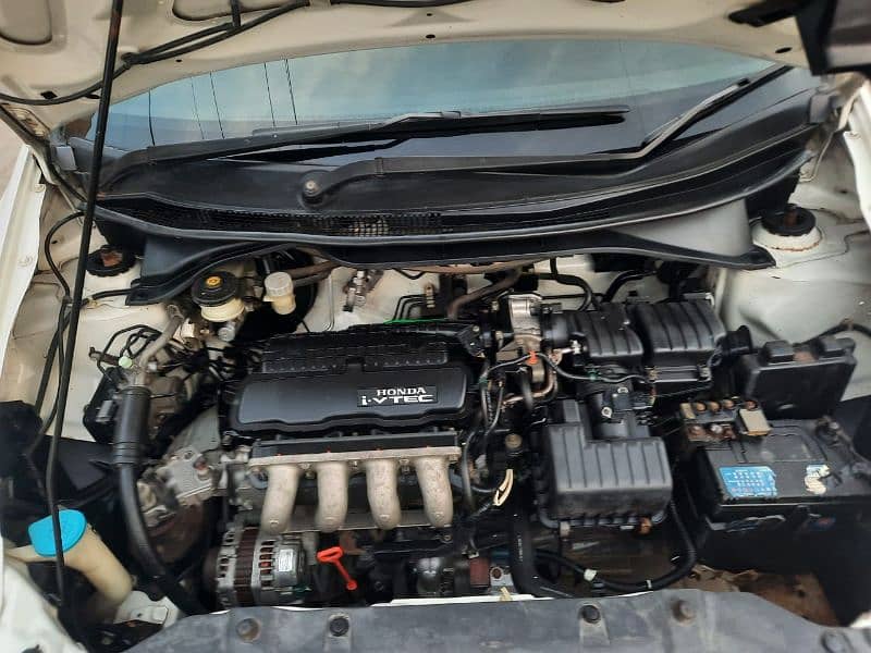 Honda City IVTEC 2015 full genuine paint 17