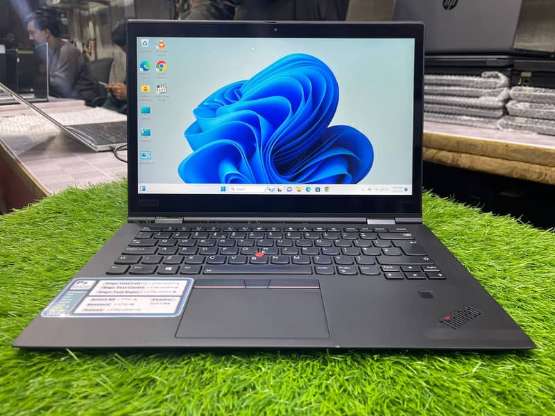 Lenovo Thinkpad X1 Yoga 3rd Generation 0322-8832611 3