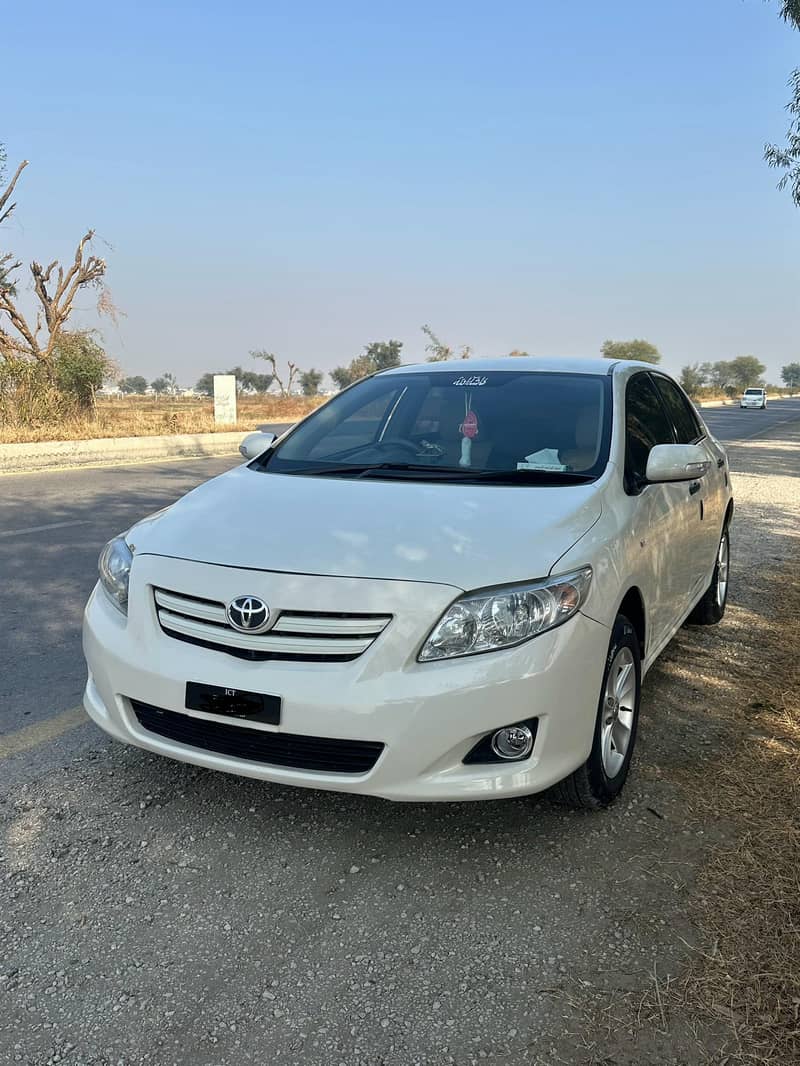 Toyota Corolla XLi VVTi 2011 1