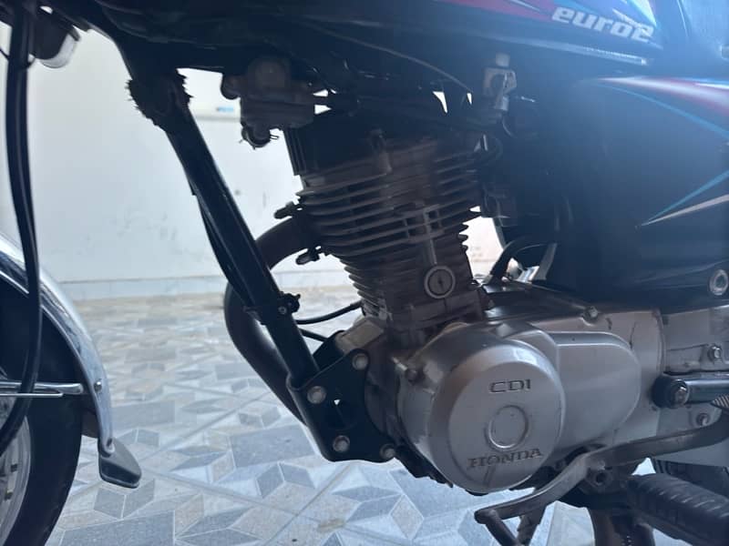 2019 model 125 condition thke hey Thora kam hona wala hey 2