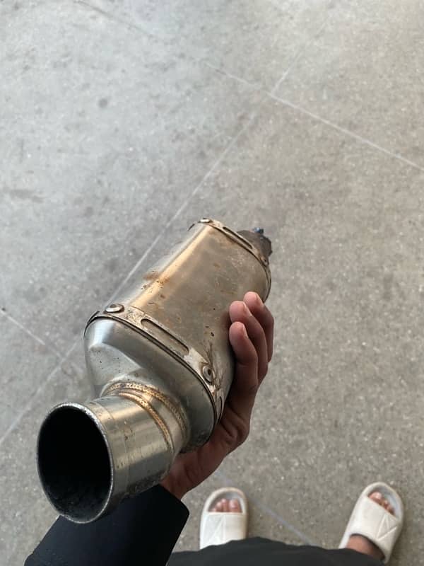 exhaust for ybr:; be loud 2