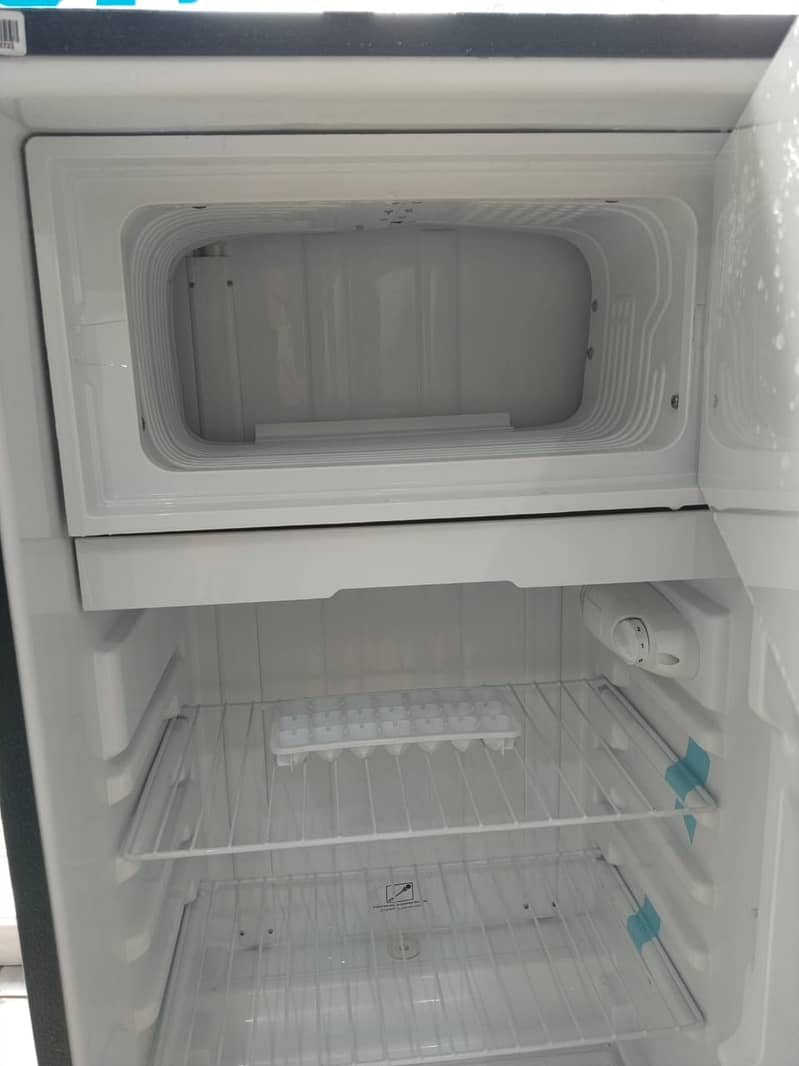 PEL fridge room size small size (0306=4462/443) topclasssett 9