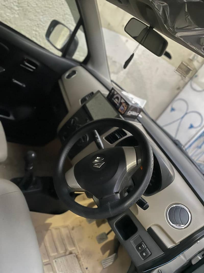 Suzuki Wagon R 2017 6