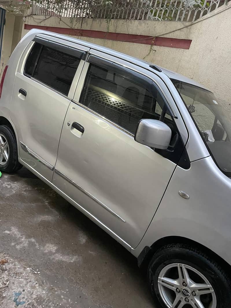 Suzuki Wagon R 2017 8