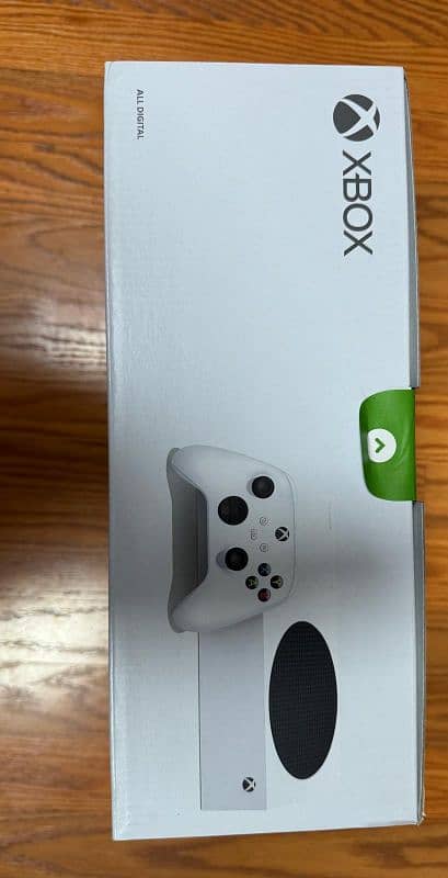 XBOX Series S 4