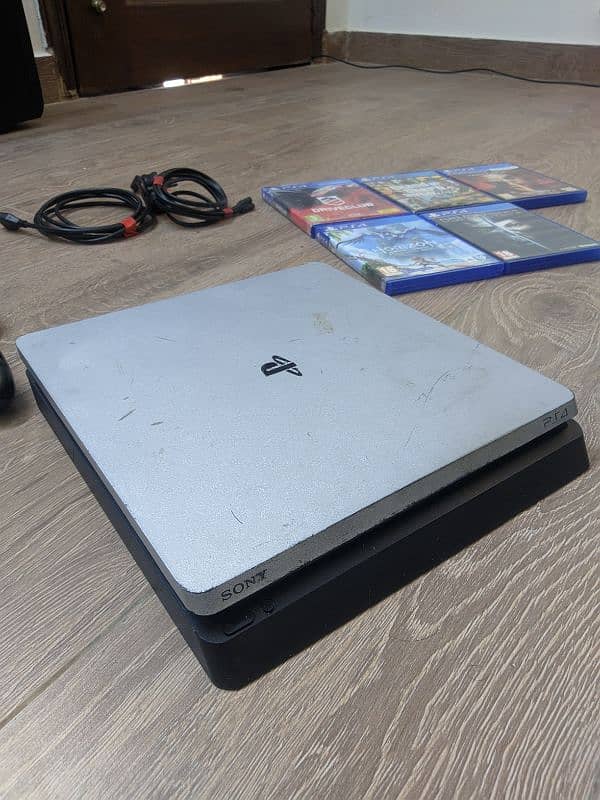 PS4 Slim 500GB with games 3