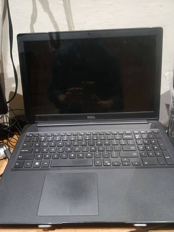 Dell Latitude 3500 i5 8th generation 0