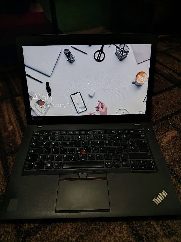 Lenovo T450 8/500 GB hai 10/7 condition hai double battery hai 9