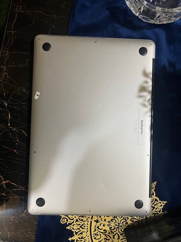 MAC BOOK 15 pro (15 inches mid 2015) 7