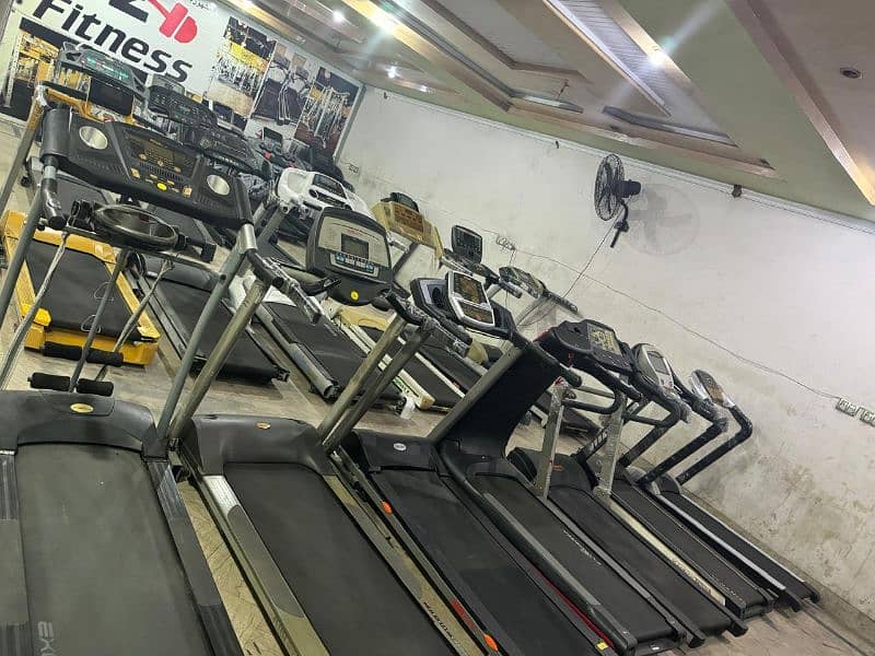Treadmill home Use / Running Machine / Elleptical / Spin bike /HomeGym 4