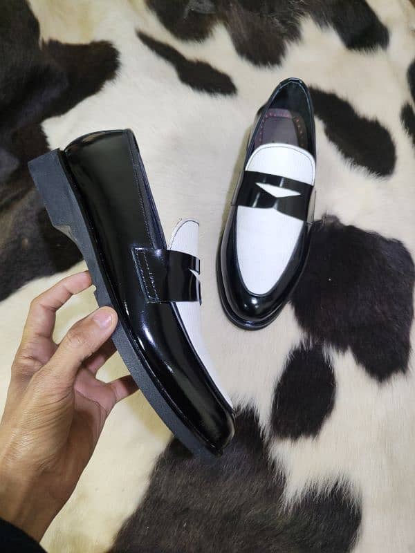 Black & white Calf Leather Loafers 0