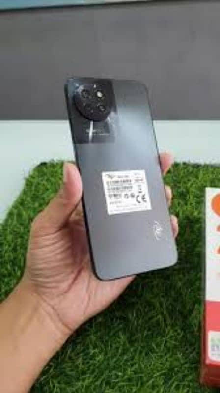 new mobile 8+8/128Gb full box condition 10/10 0