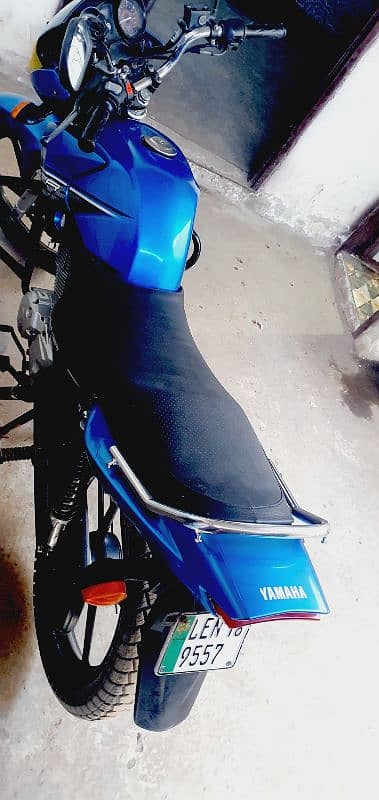 YAMAHA YBR 125 BLUE 0