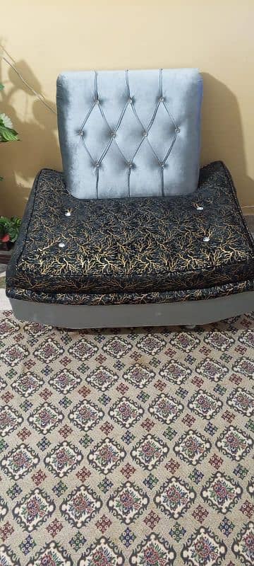 5 sitter velvet Turkish sofa set 10/10 condition 0