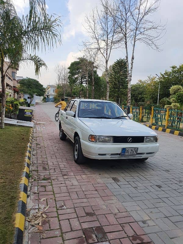 Nissan Sunny 1992 1