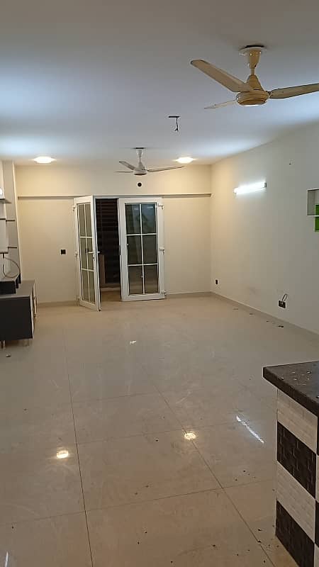 Brand New Luxury Apartment For Rent Main Tariq Road 9