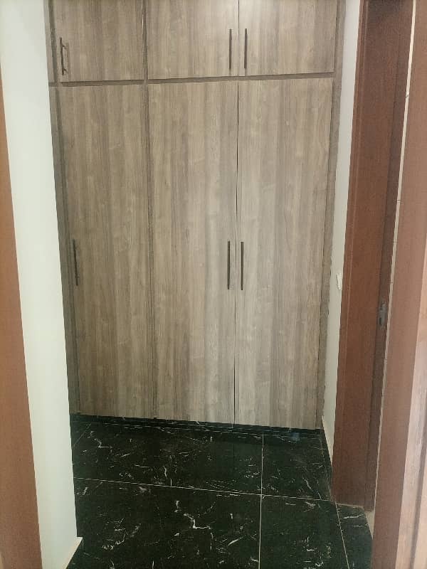 Ready To Move Near By Tariq Road Imtiaz Super  Market  Flat For Rent 3