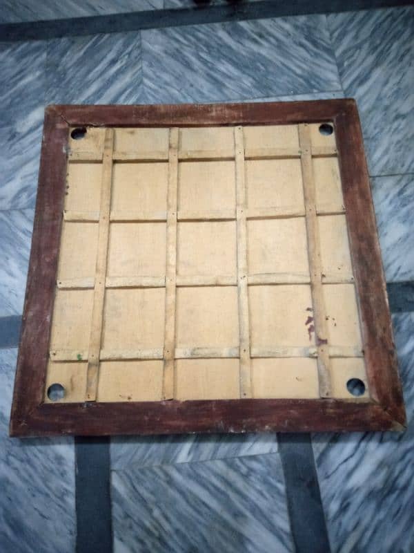 Carrom board 0