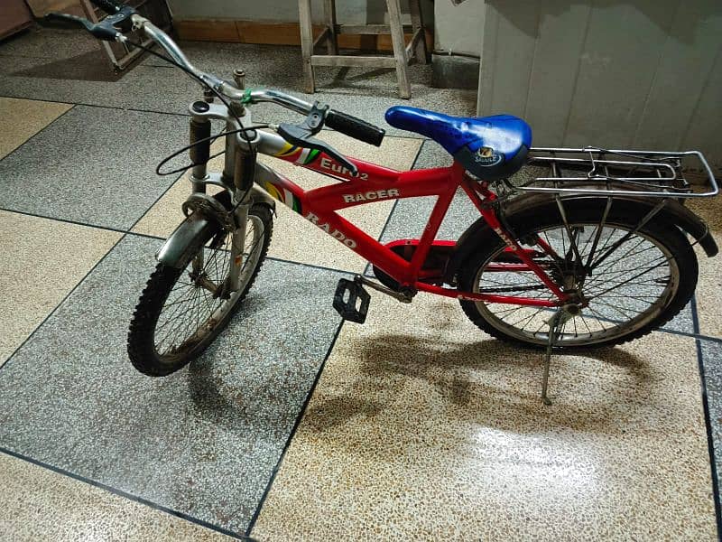 Red coloured Aluminum and Steel build Bicycle for sale 2