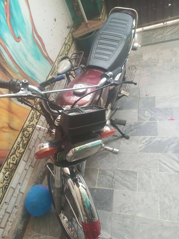 Honda 125 Model 15 nmber Faisalabad 1