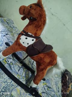 horse toy for kids in mint condition