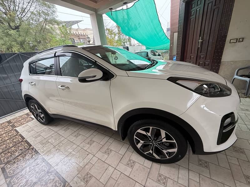 KIA Sportage Fwd 2023 0