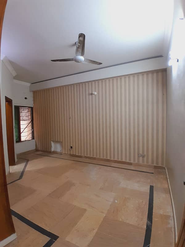 3 Bed 10 Marla Basement For Rent in E-11 MPCHS Islamabad 5